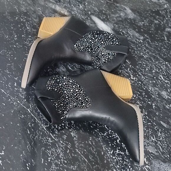 BRAND NEW FOREVER RIVER WOMEN'S ANKLE BOOT - Picture 14 of 15